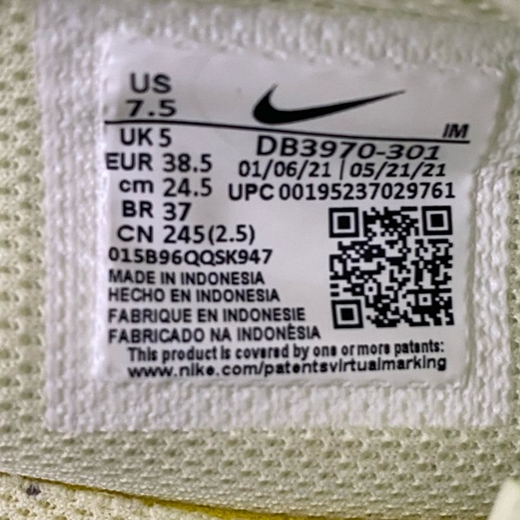 Nike Court Legacy Mule Women’s Size 7.5 Green Canvas Slip On DB3970-301 Sneaker - Picture 10 of 10